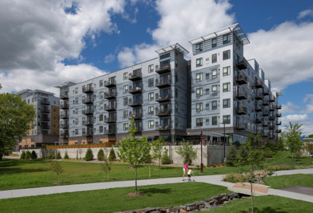 71 France Furnished apartments in Edina, MN