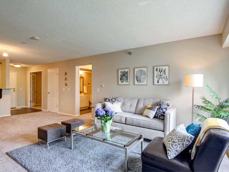 Cascade at Town Center – Furnished Apartments in Eden Prairie, MN