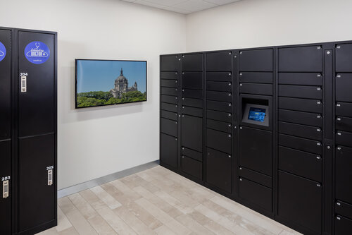Luxer One Package System
